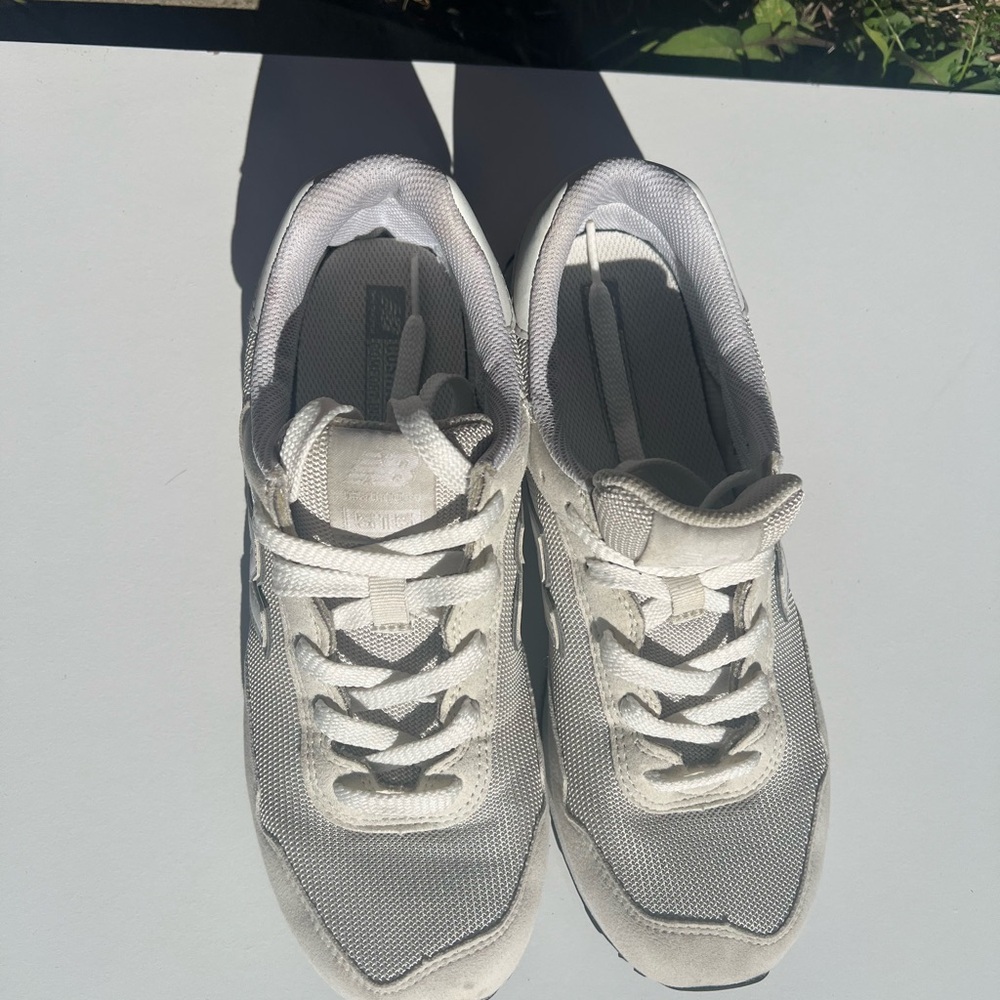 New Balance Women’s Gray Sneakers - Picture 6 of 8